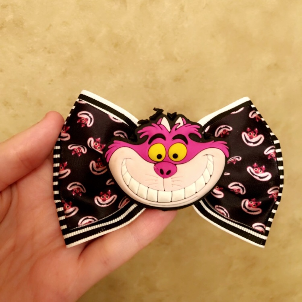 Alice In Wonderland Cheshire Cat Hair Bow